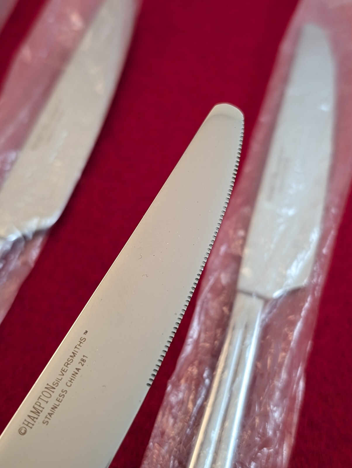 4-New Hampton Silversmiths SANIBEL 18/10 Stainless Solid Dinner Knives 9 1/4"