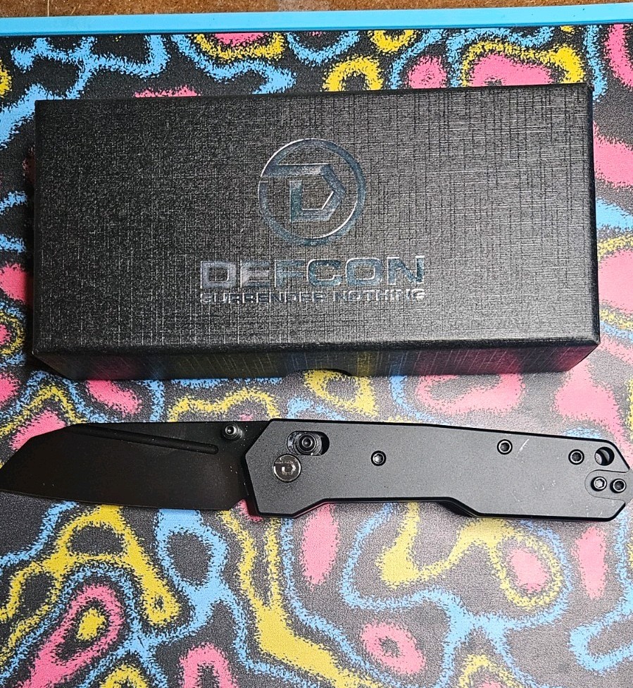 DEFCON ~ Axis Lock Pocket Knife Black~ TD021bk