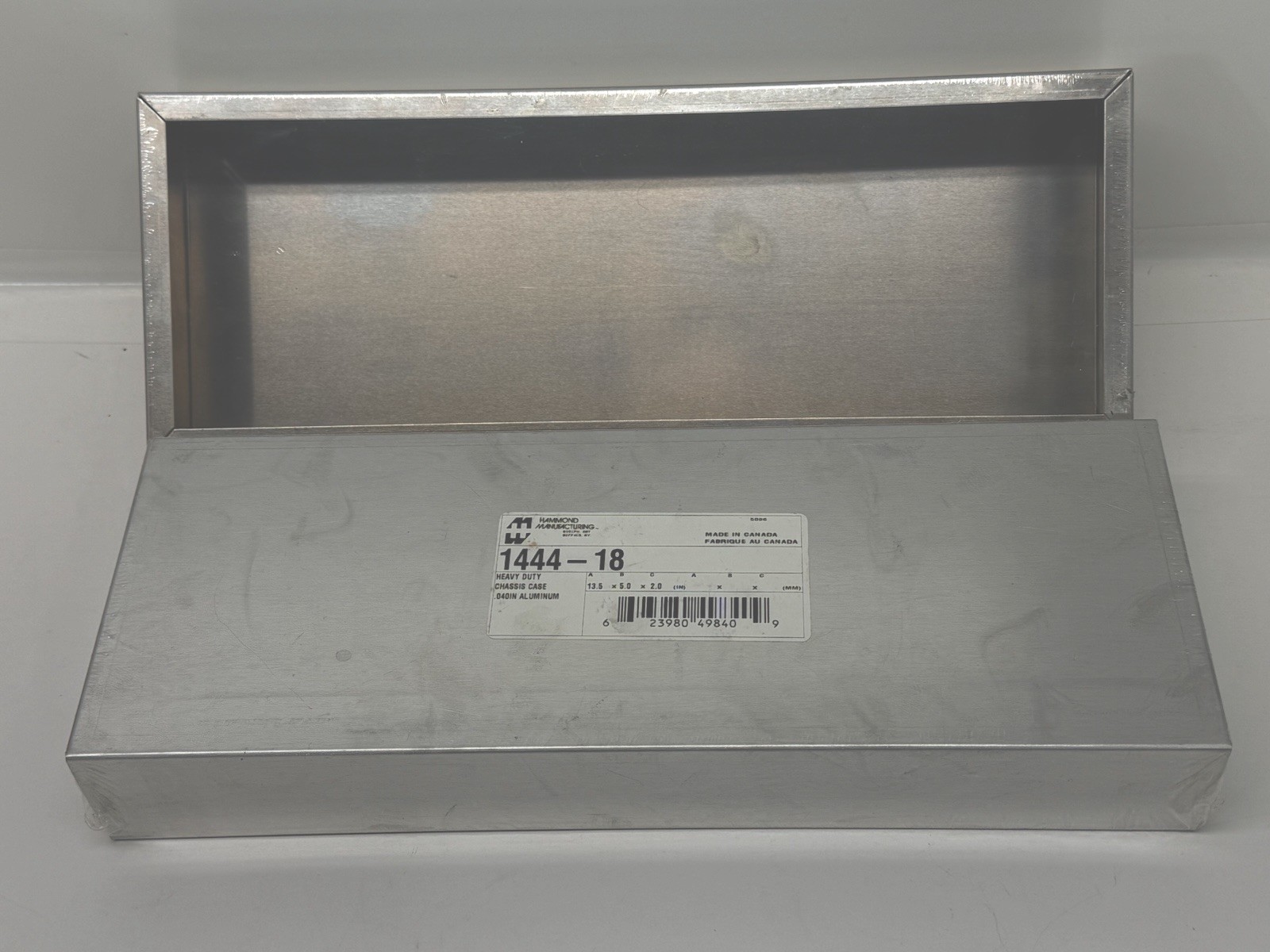 HAMMOND MANUFACTURING  1444-18 ALUMINUM PROJECT BOX BRAND NEW 13.5” X 5” X 2”