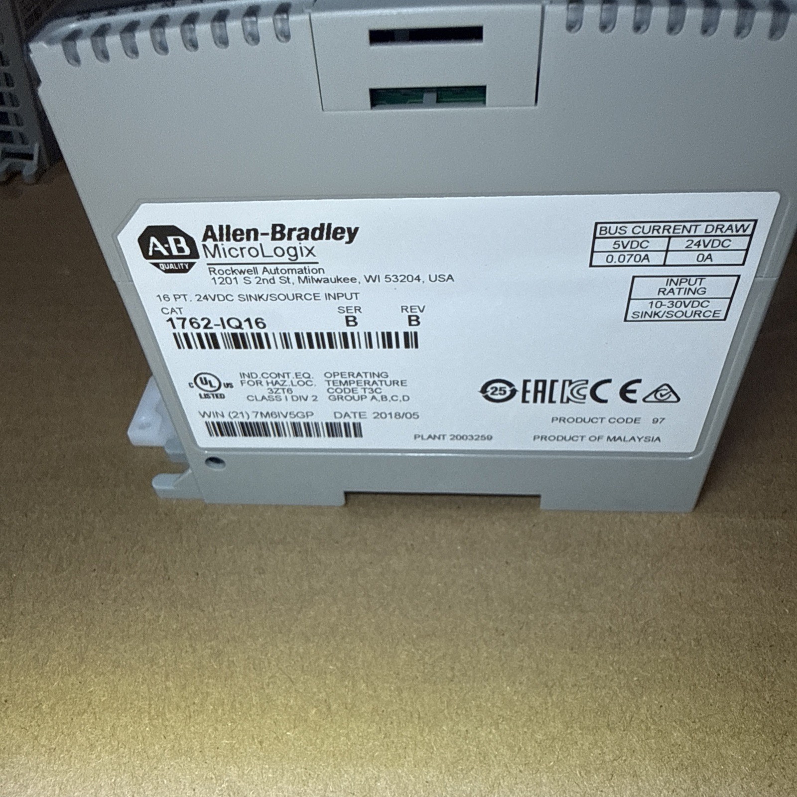 AllenBradley 1762-IQ16 MicroLogix 16-Point 24VDC Sink/Source Input Module - Used