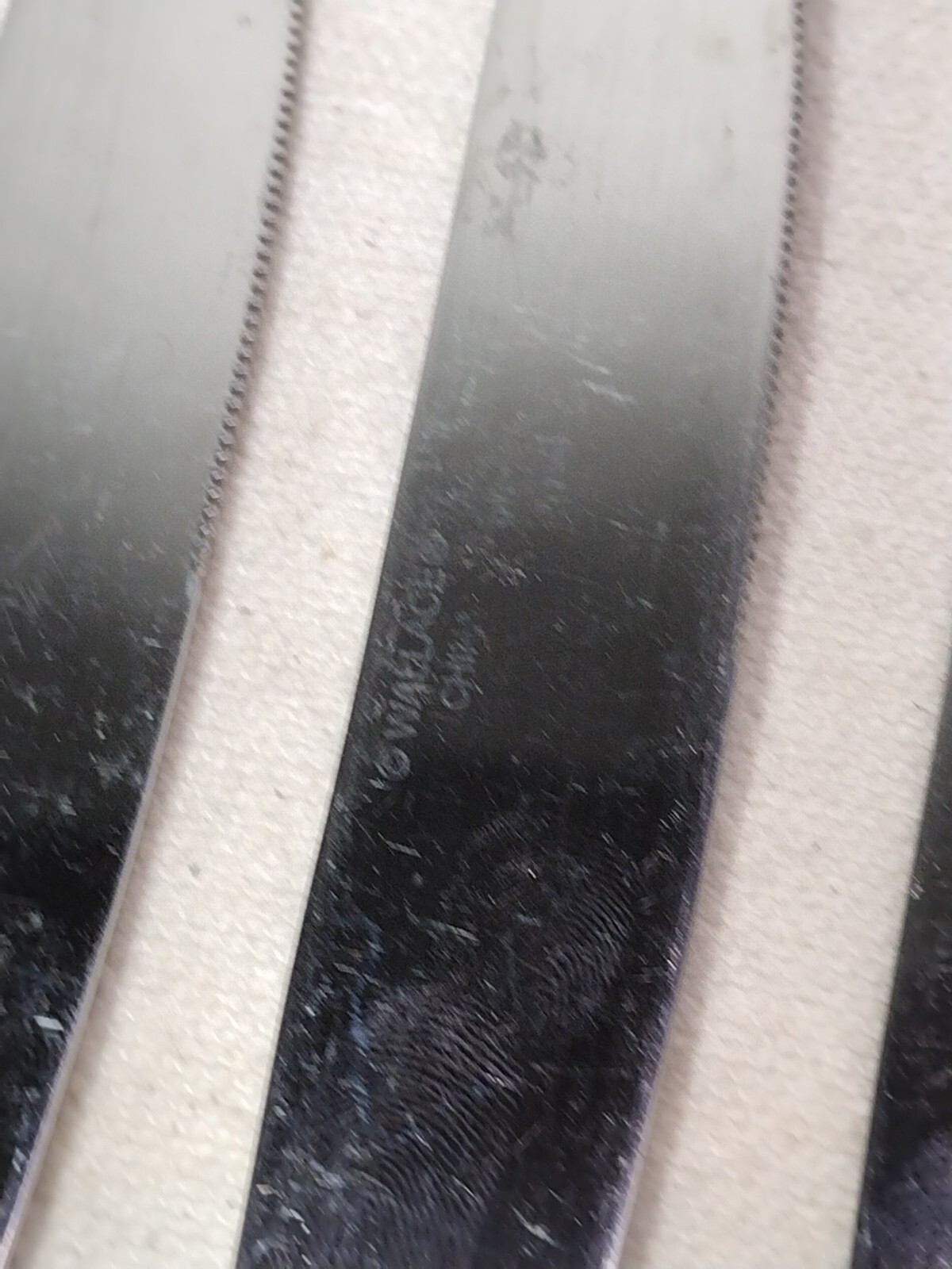 4 Wallace Solid Dinner Knives Bennett Stainless Frosted Satin Handle Vietnam