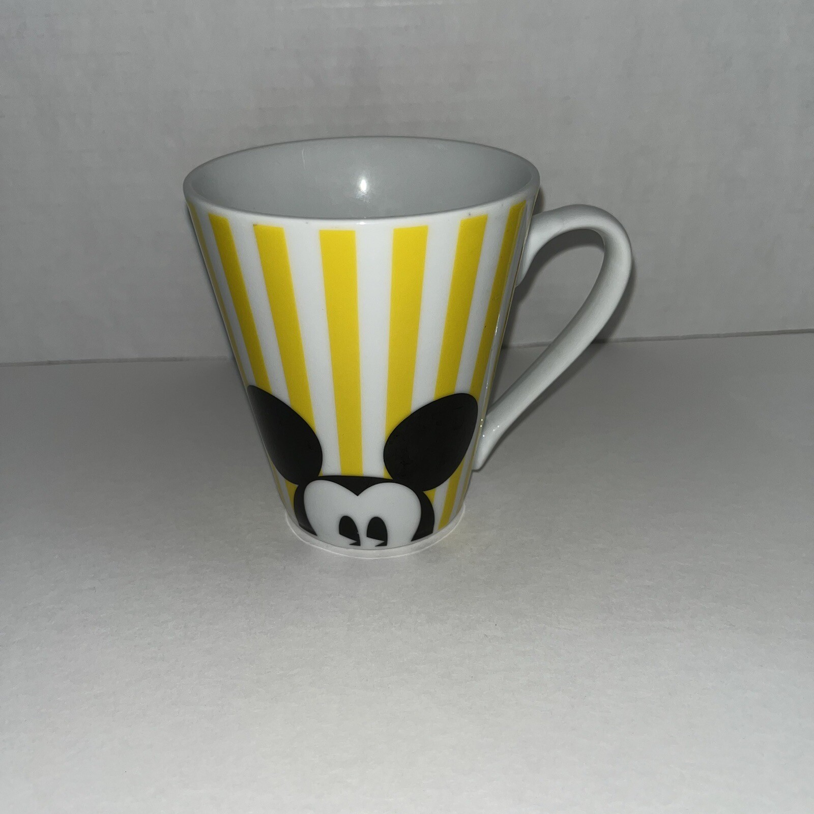 Disney Mickey and Minnie Coffee Cup/Mug