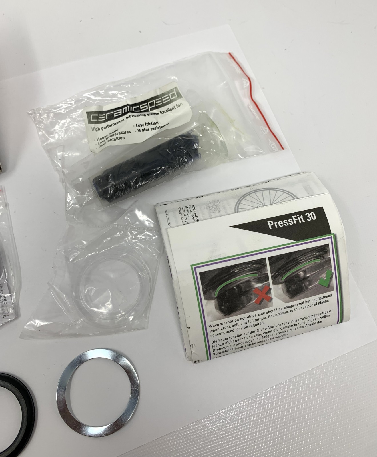 SRAM Pressfit 30 Ceramic Bottom Bracket - New