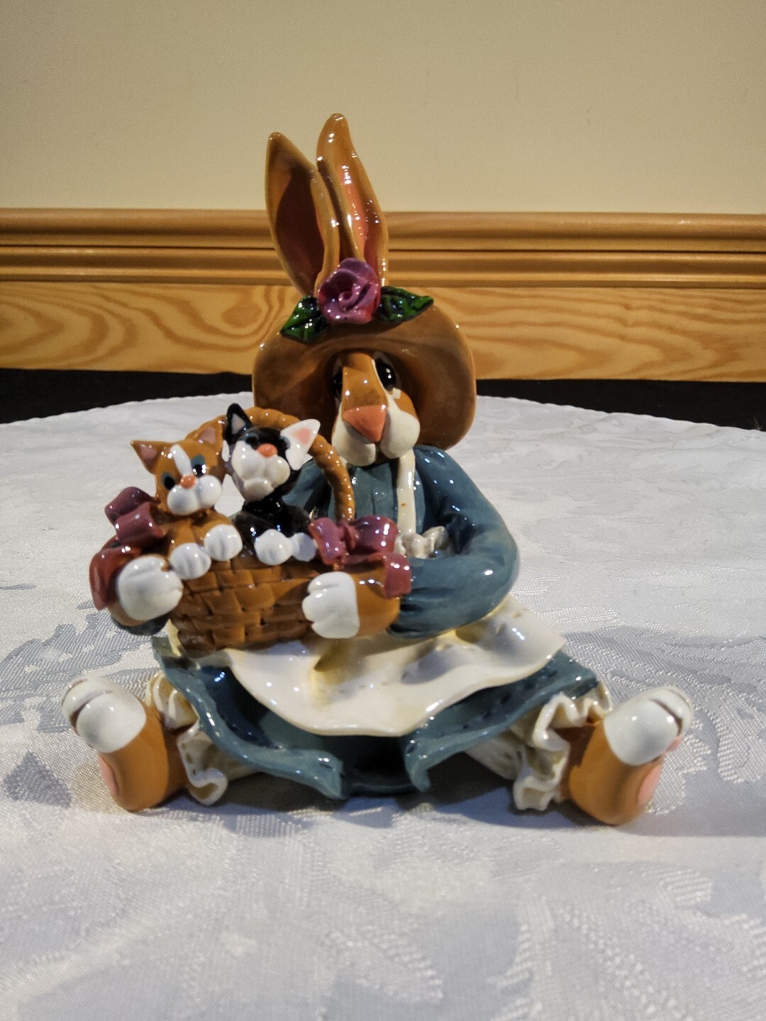 Bunny Little's "A Little Bunny Love" Figurine Enesco, 1997 Kitty Kittens Basket