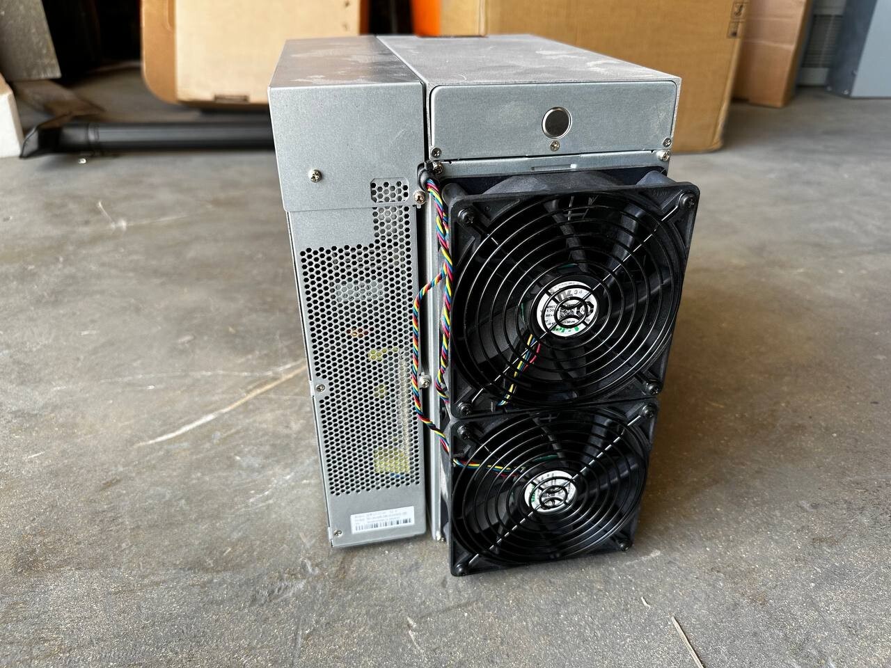 Bitmain Antminer S19j Pro 104TH 30 days warranty!