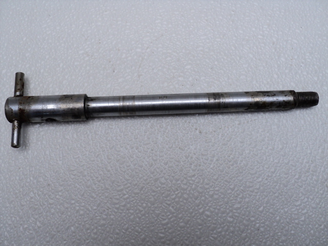 Honda XL250 XL 250 #1304 Front Axle
