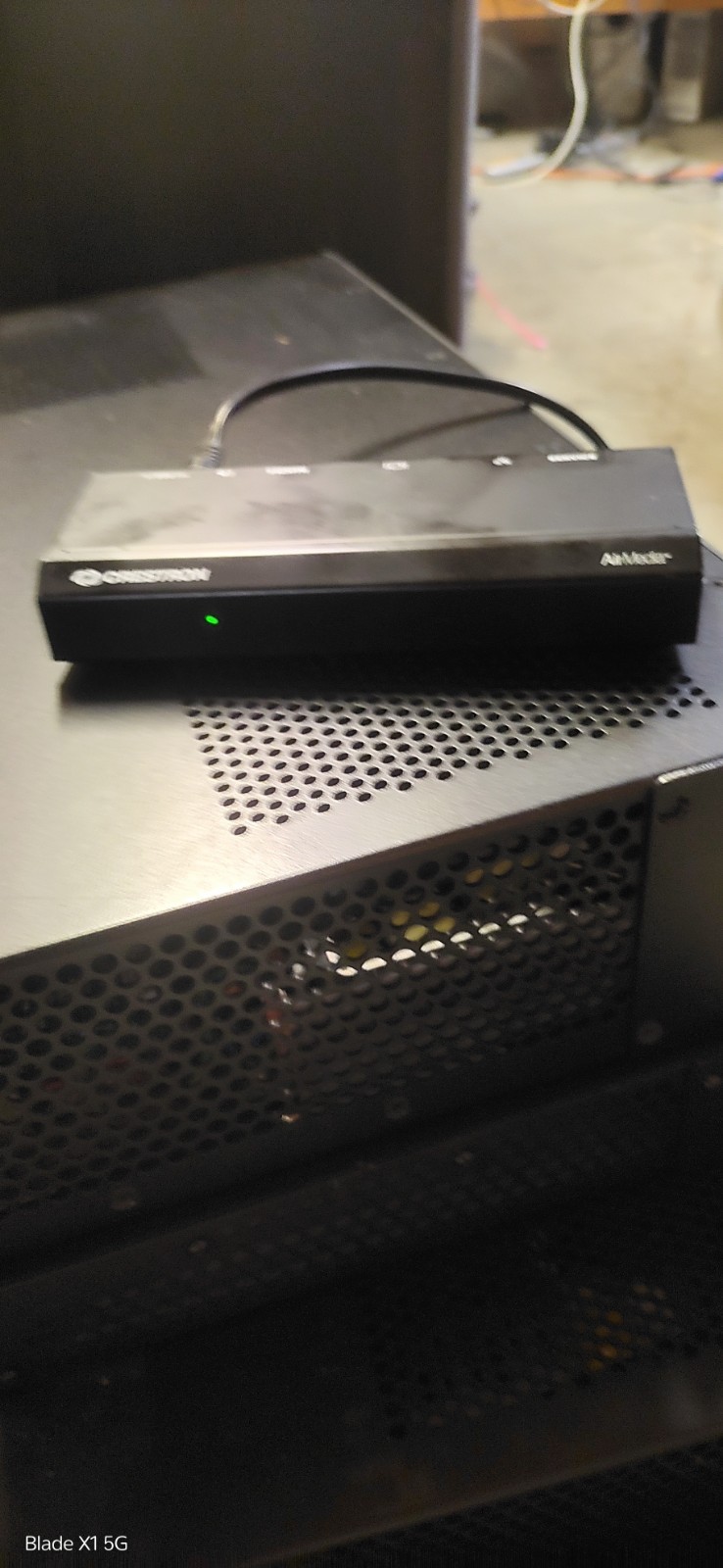 Crestron AM-101 AirMedia Presentation Gateway 6508053 With Power Supply. Tested