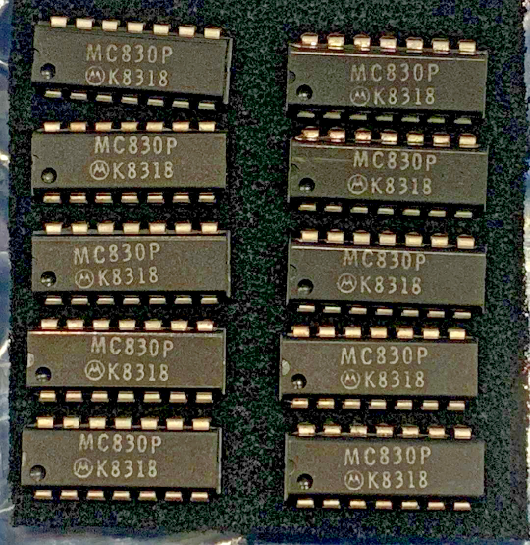 LOT OF 10 NEW MOTOROLA MC830P EXPANDABLE DUAL 4-INPUT NAND GATE *SHIPS FROM USA*