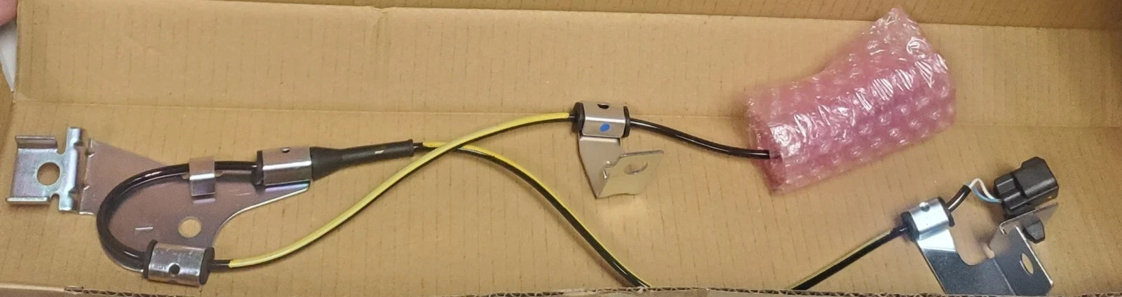 FLTABS220127 8-98220127-0 Isuzu AntiLock Brake System SPEED SENSOR GM 98220127