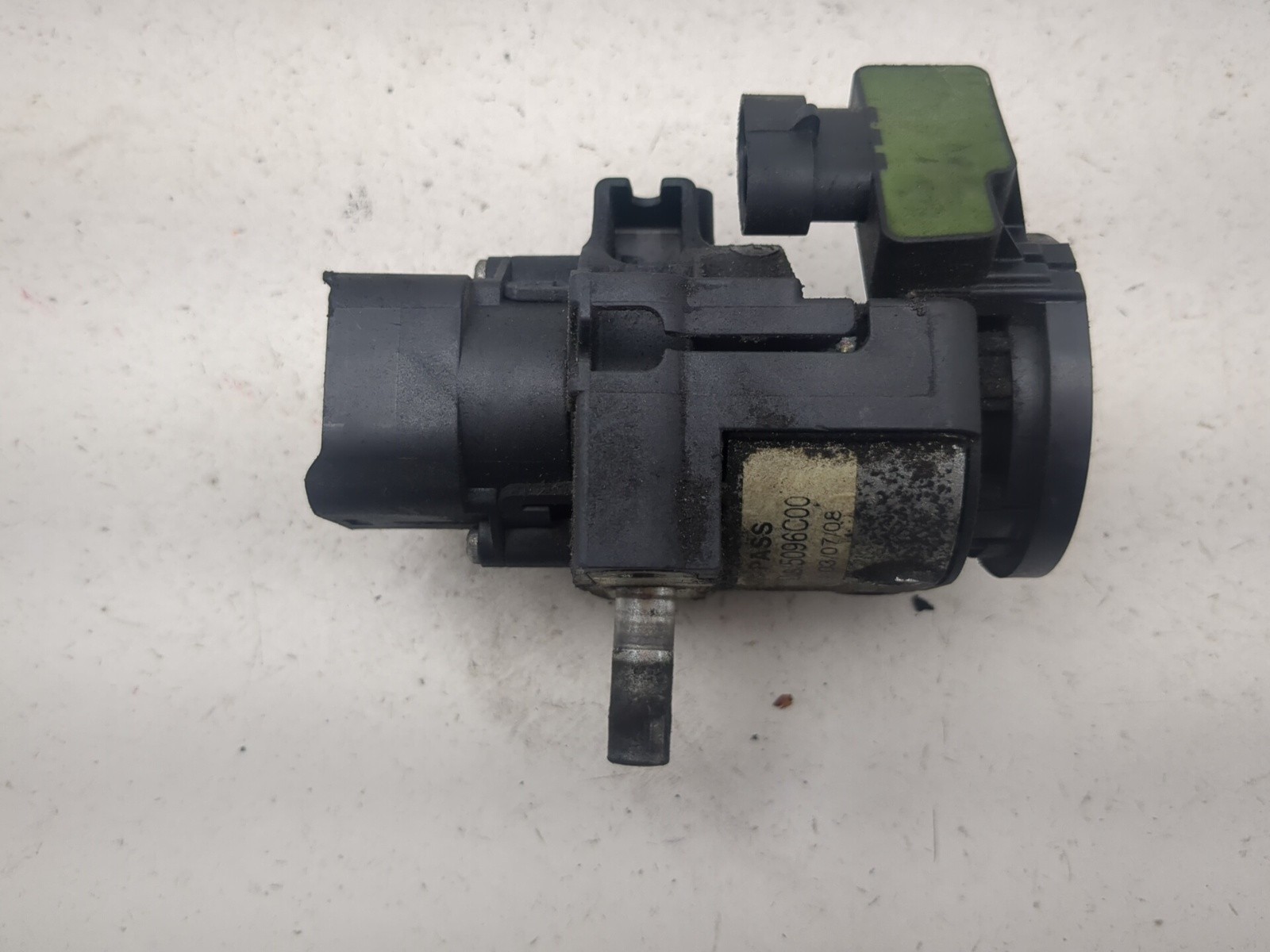 08-13 Piaggio MP3 400 Front Ignition with Key Set