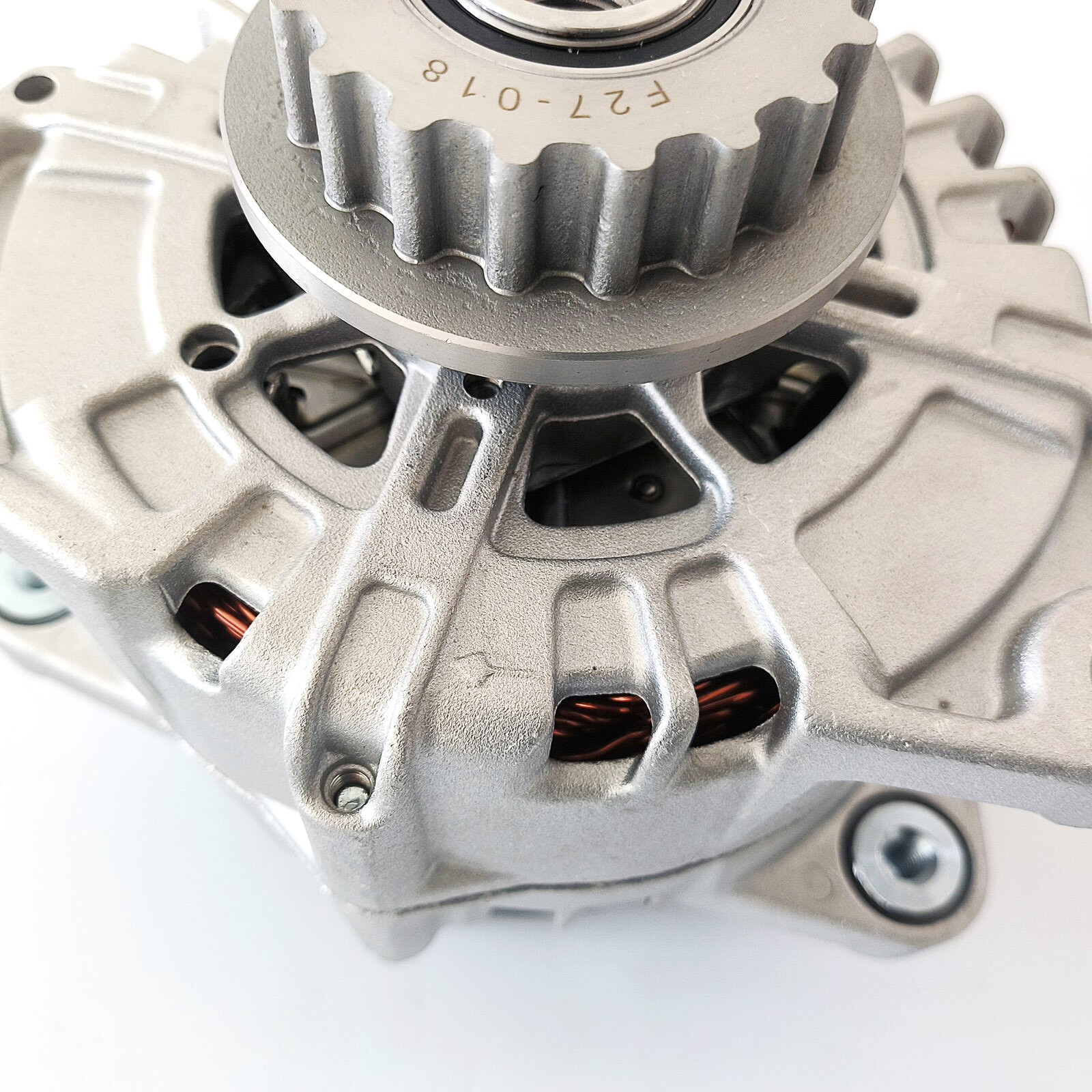 Improved Version Alternator for McLaren MP4-12C 570S 650S 720S 540C 11F0190CP