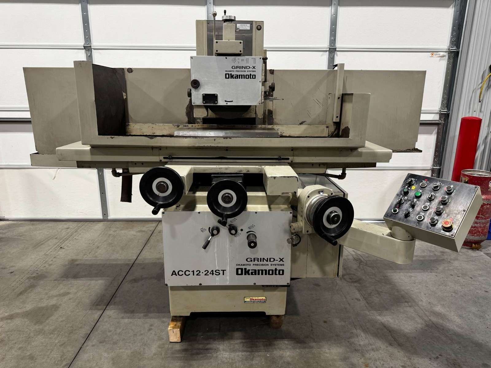 Okamoto ACC 12.24ST 12"x24" Surface Grinder