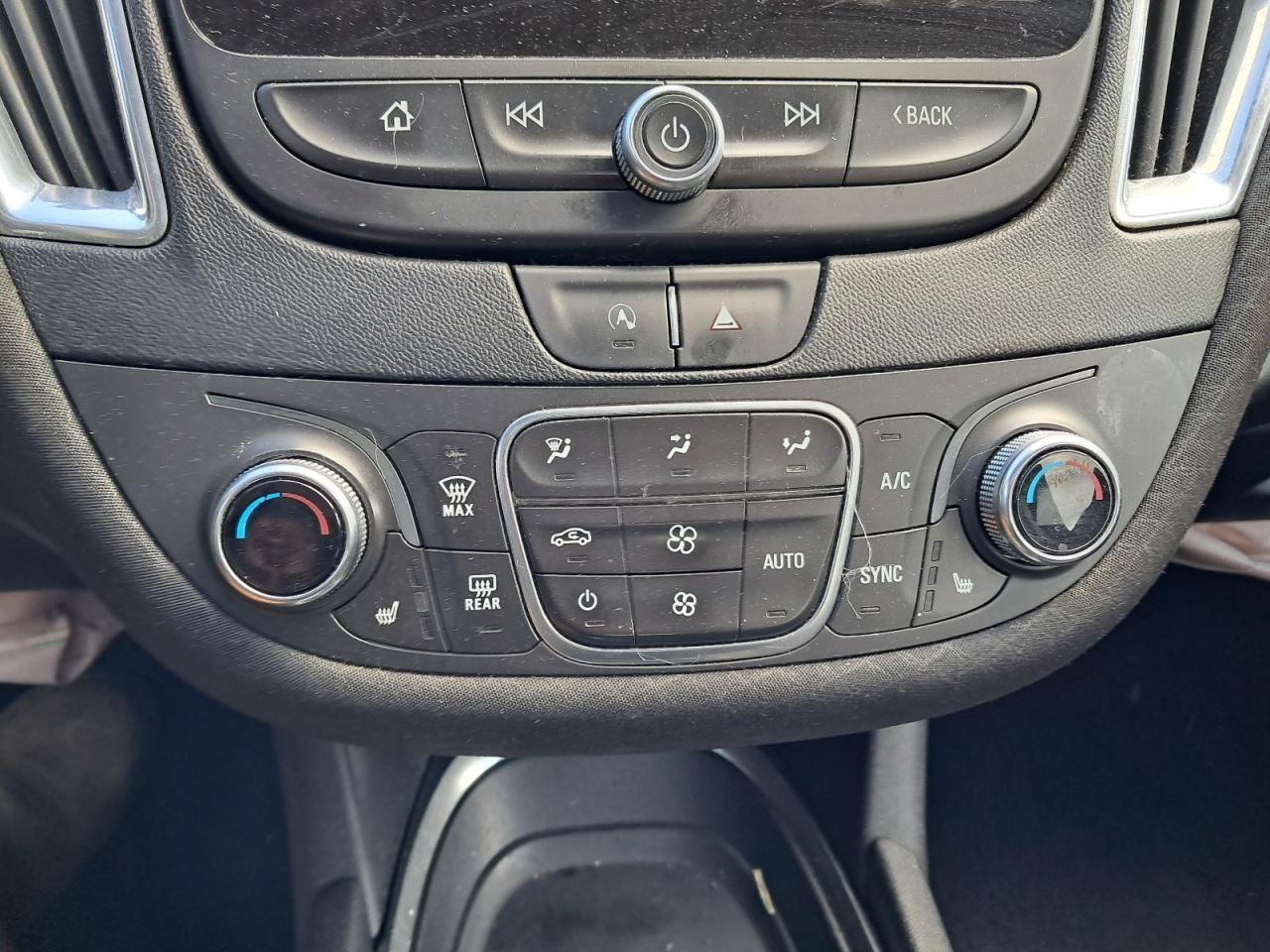 MALIBU 2020 Glove Box 4861128