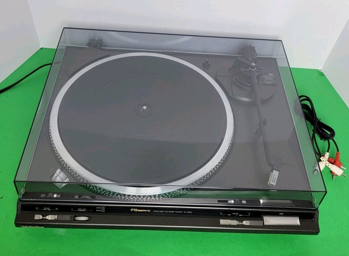 Technics SL-B92 Frequency Generator Servo Automatic Turntable - New Belt & Clean