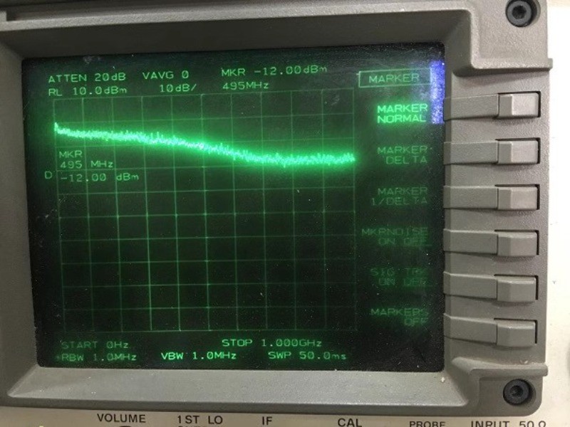 1 ~ 3.5GHz Noise Signal Generator Noise Source Simple Spectrum Tracking Source