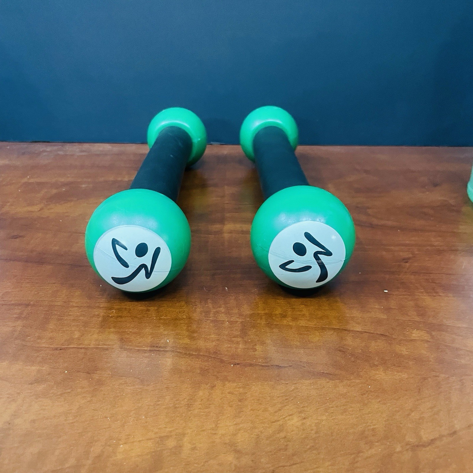 Zumba Fitness Hand Held Weights, 1 Lb Each, Set of 2, Maracas Sound