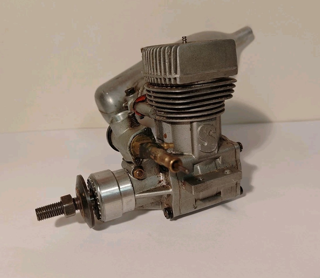 Super Tigre Engine S series S 75 R/C Engine Good Compression Excellent W/Muffler