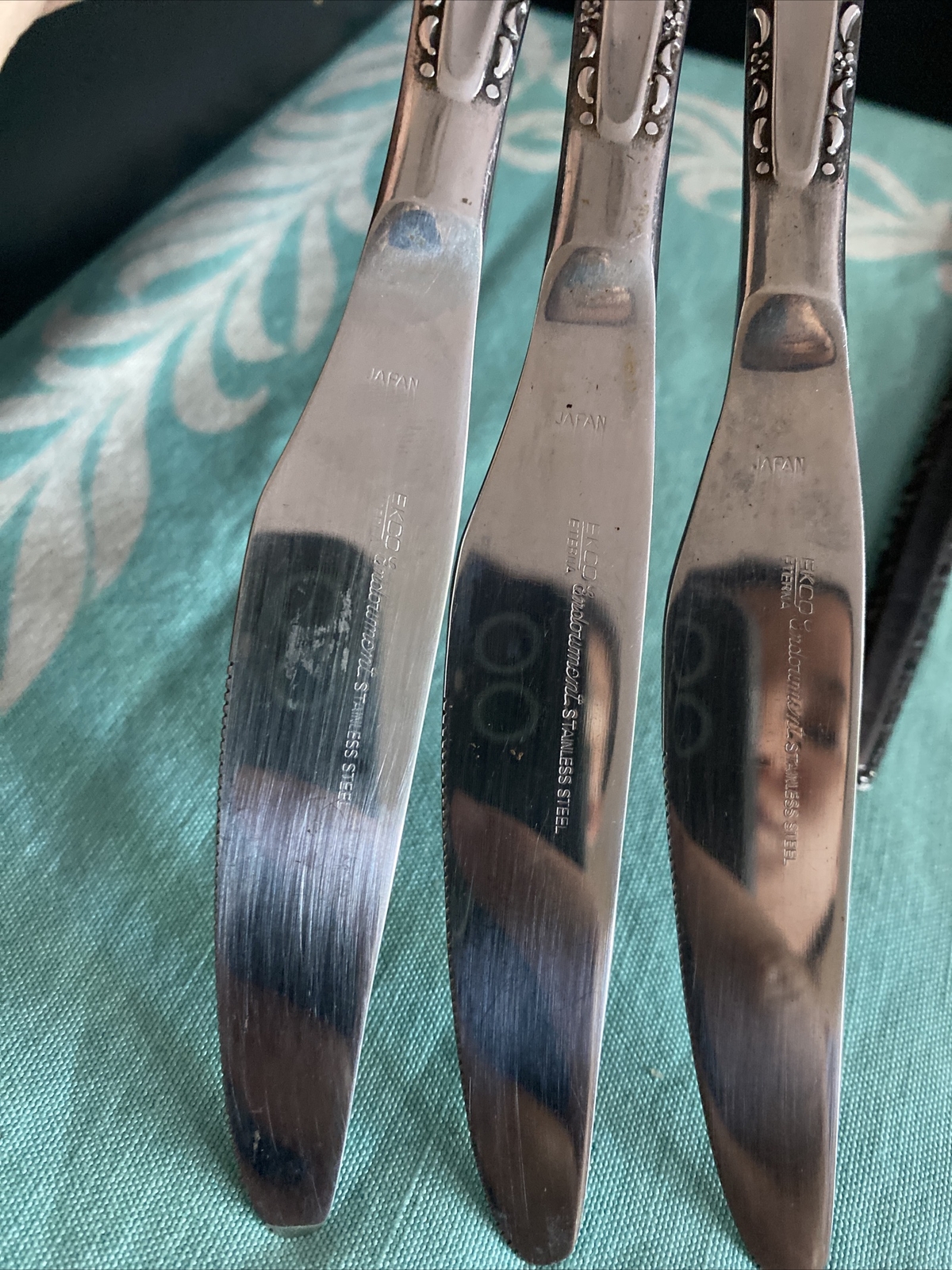 5 Vintage Ekco Eterna ENDOWMENT Stainless Flatware Dinner Knives