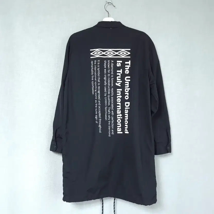 Umbro Retro Woven Long Jacket Official