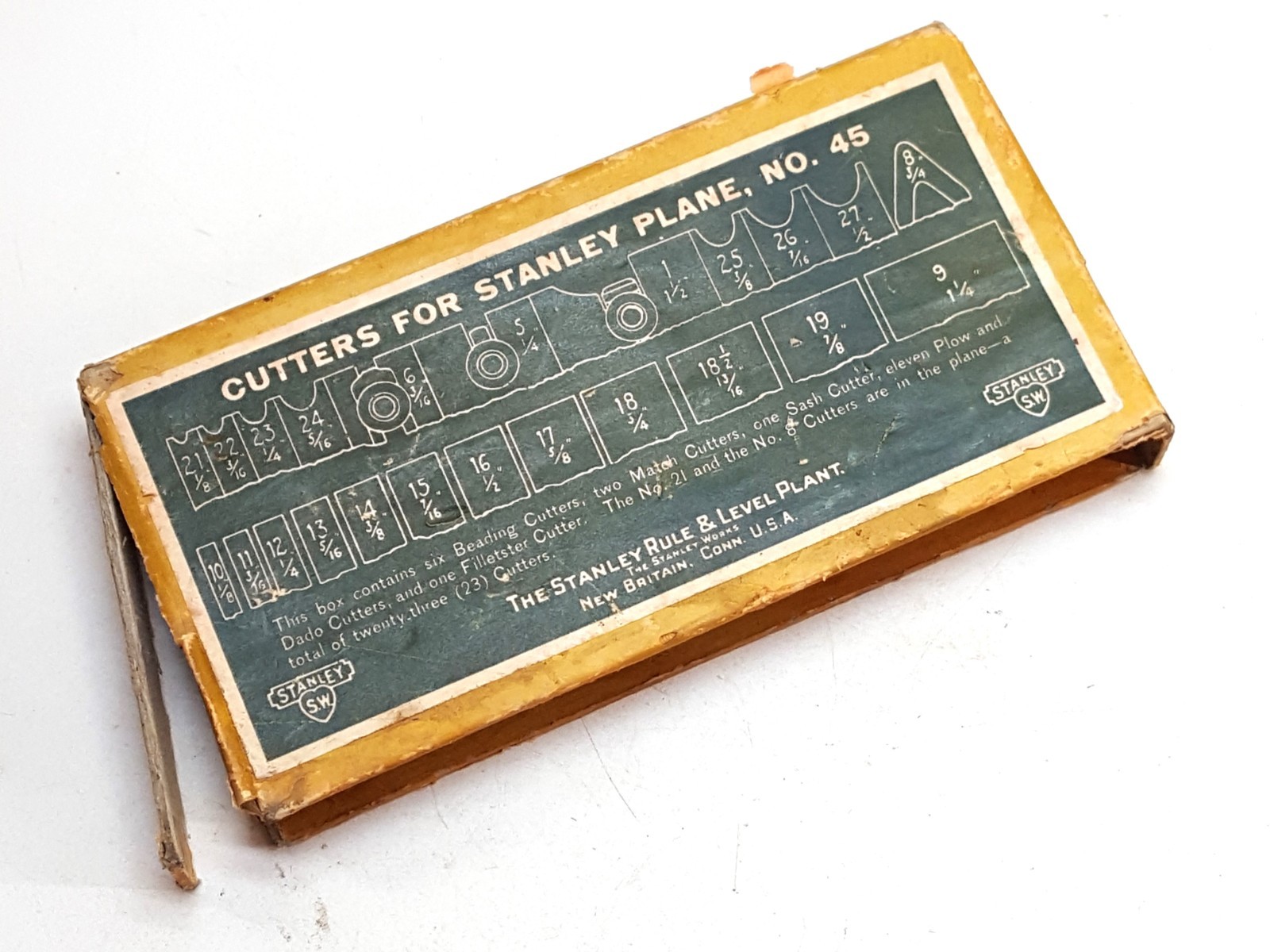 3760 Stanley No. 45; Wood Box with SW Cardboard Cover, No Slitter, No. 10