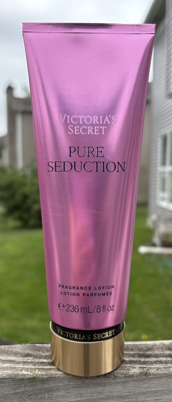 Victoria's Secret PURE SEDUCTION Fragrance Body Lotion 8 fl oz Full Size