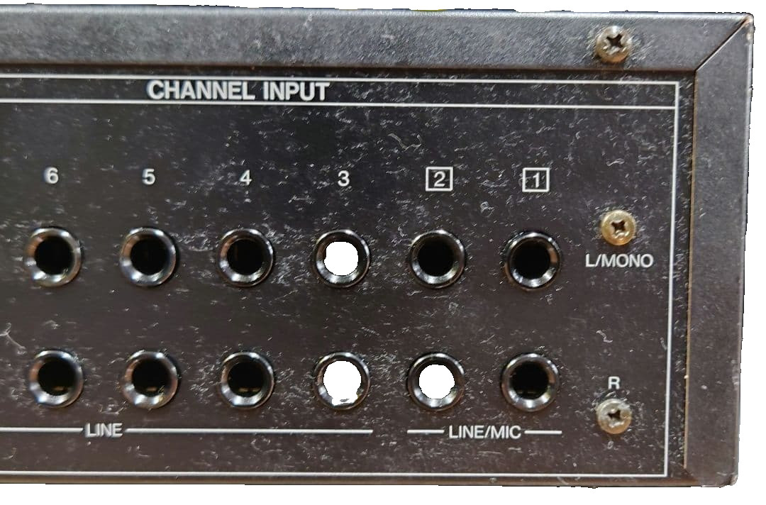 KAWAI MX-8SR Audio Mixer Junk As-Is Power On Output Jack Damaged
