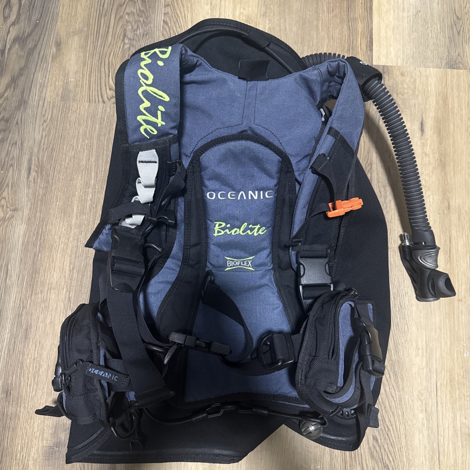 Oceanic Biolite Travel BCD Weight Integrated Large