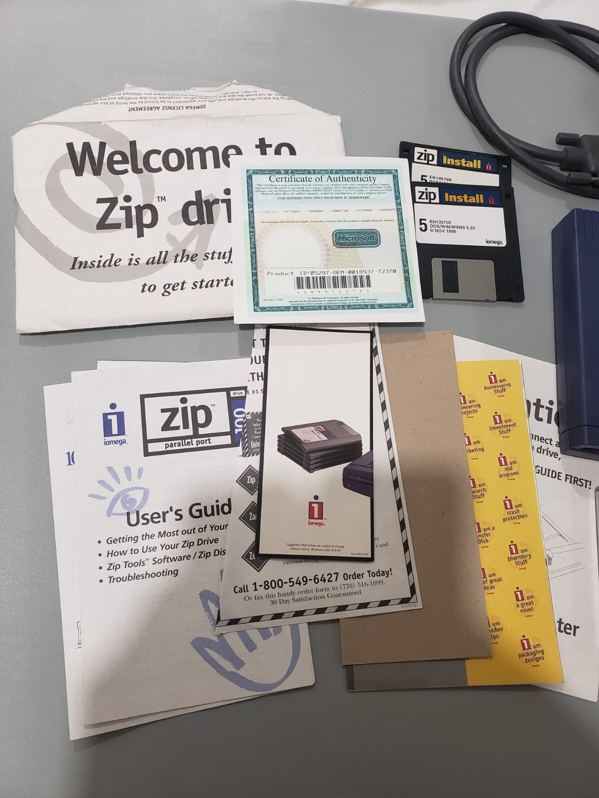 iOmega Zip100 Plus 100MB Parallel Port PC External Floppy Disk Drive Z100P2