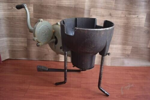 Vintage Style Coal Forge Furnace Blacksmith's Forge with Hand Blower for Forging