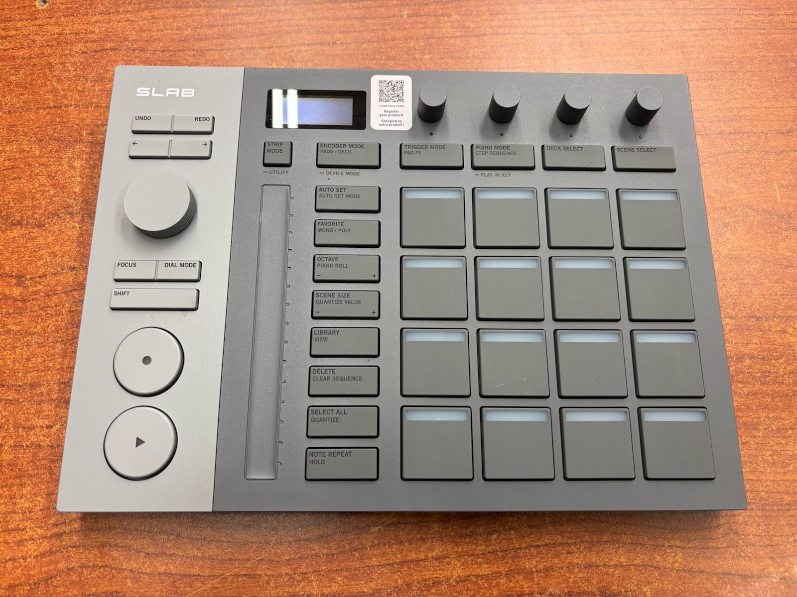 AlphaTheta SLAB Controller for Serato Studio