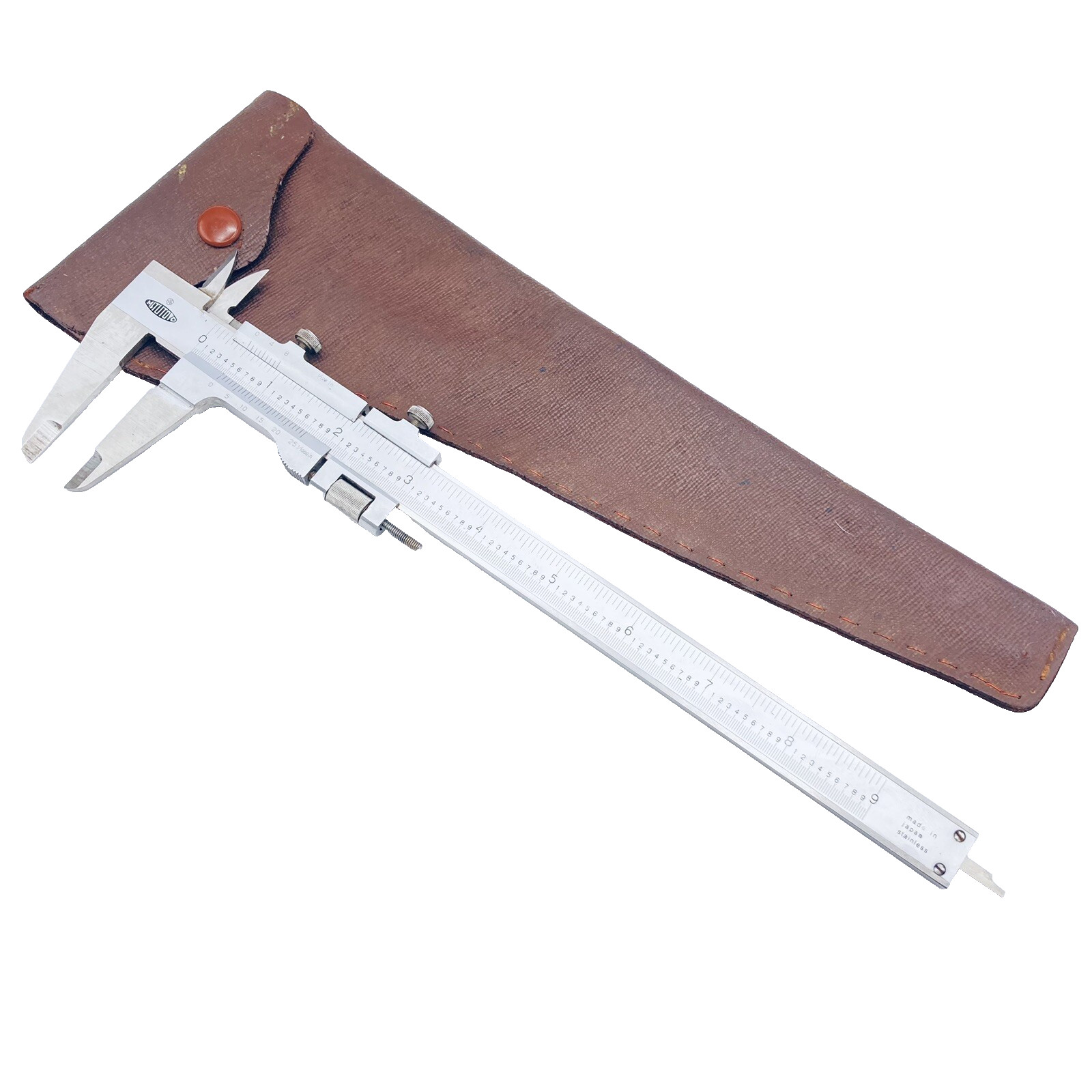 MITUTOYO 532-105 Precision Vernier Caliper with Fine Adjustment 0-7" & Case