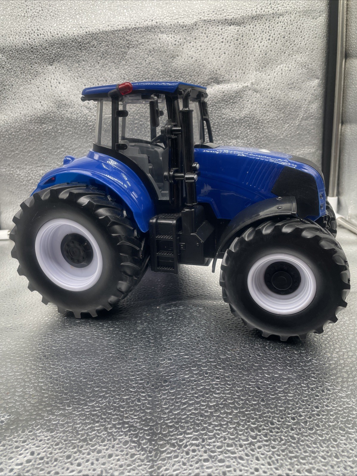 12"LONG ADVENTURE FORCE BLUE FARM TRACTOR LIGHTS UP WITH SOUNDS