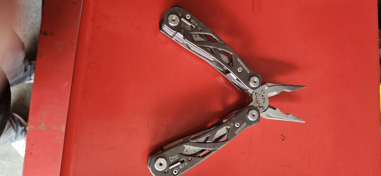 Gerber Suspension Stainless Steel Multi-Tool Pliers w/ Knife Saw Scissors