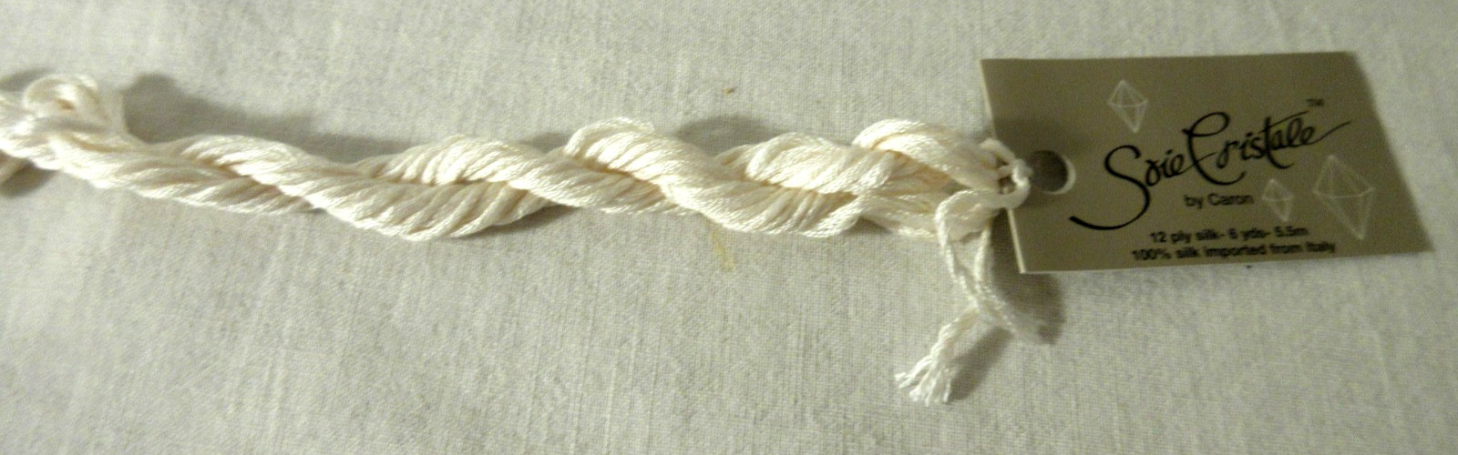 Caron White SOIE CRISTALE Silk Thread Skein-12 Ply 6 Yards 100% Silk #0057