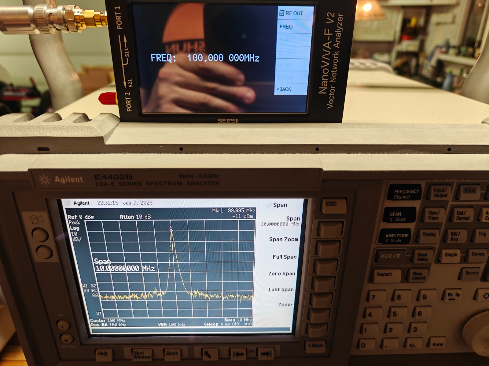 Agilent E4402B Spectrum Analyzer 9 kHz-3 GHz