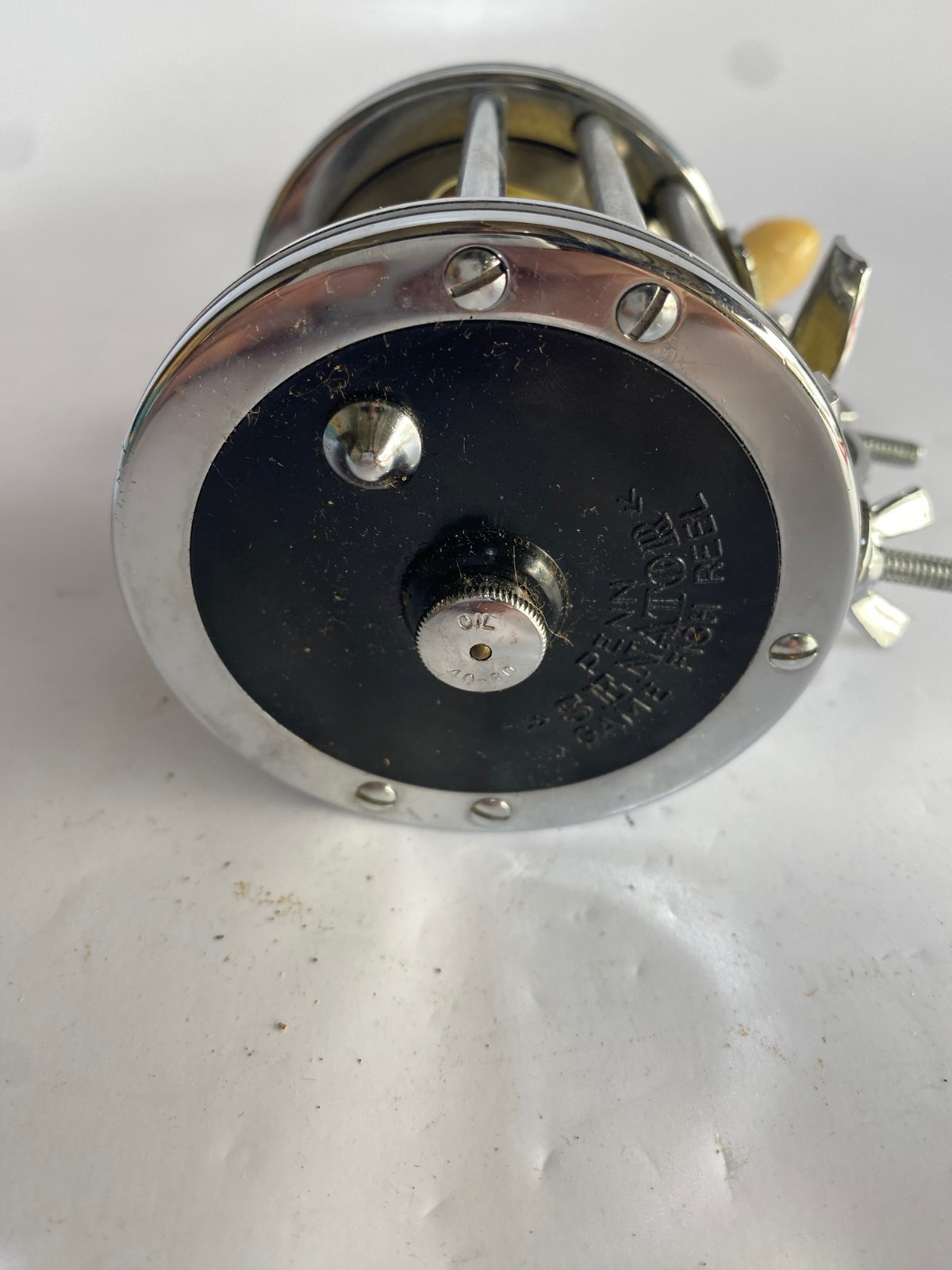 Vintage Penn 3/0 Senator Fishing Reel. Metal Spool Non-Slip Gears