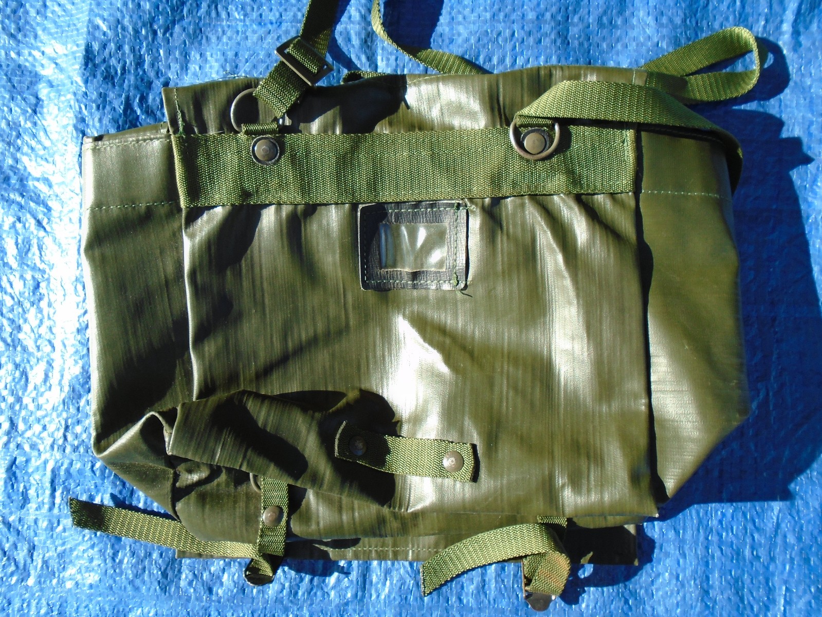 VGC Czech M85 Shoulder Bag Vinyl Green