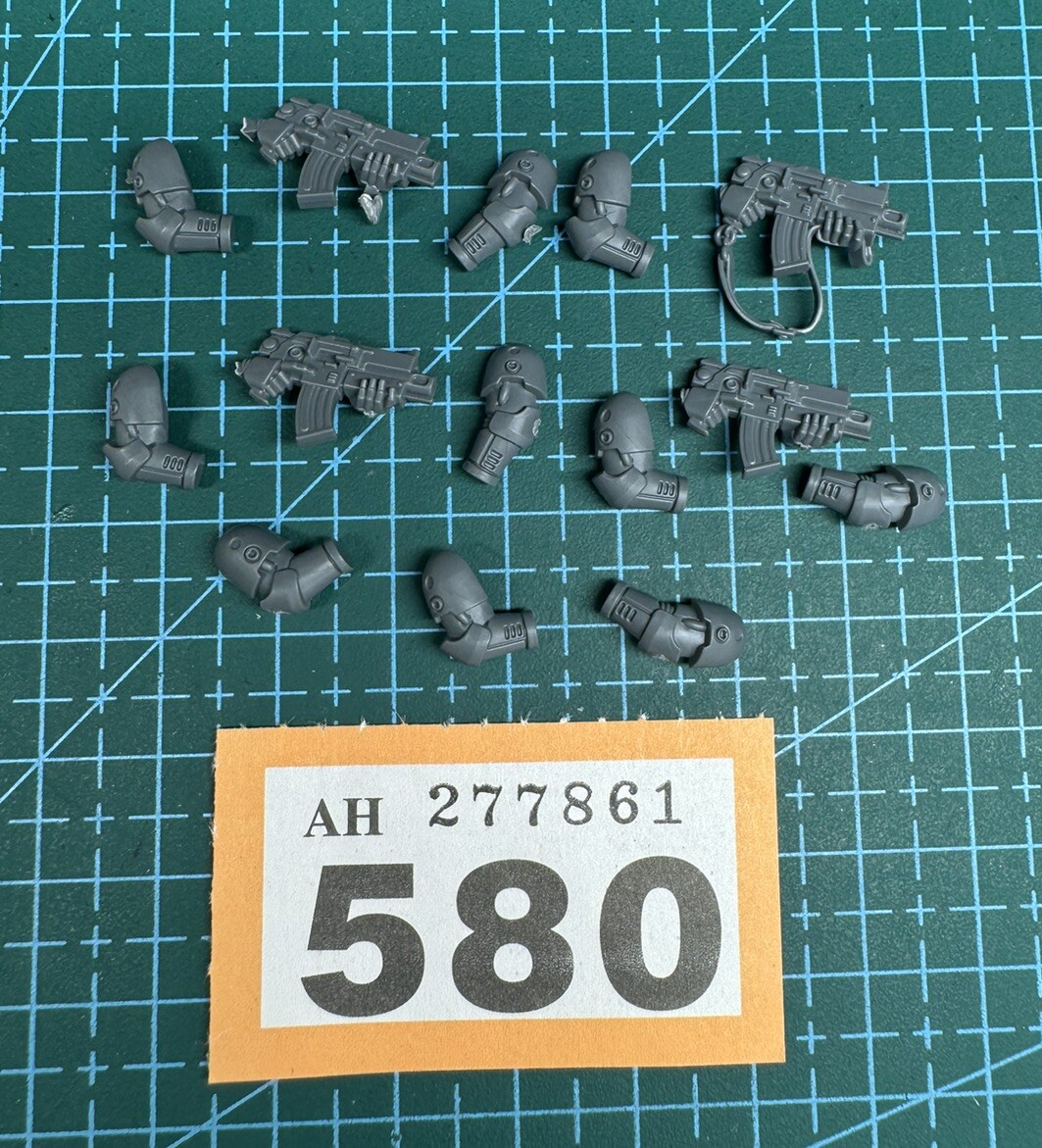 4 Space Marine Mk 6 Boltgun Arm Pair Hand Mark  Heresy 40k Bits Primaris Upgrade