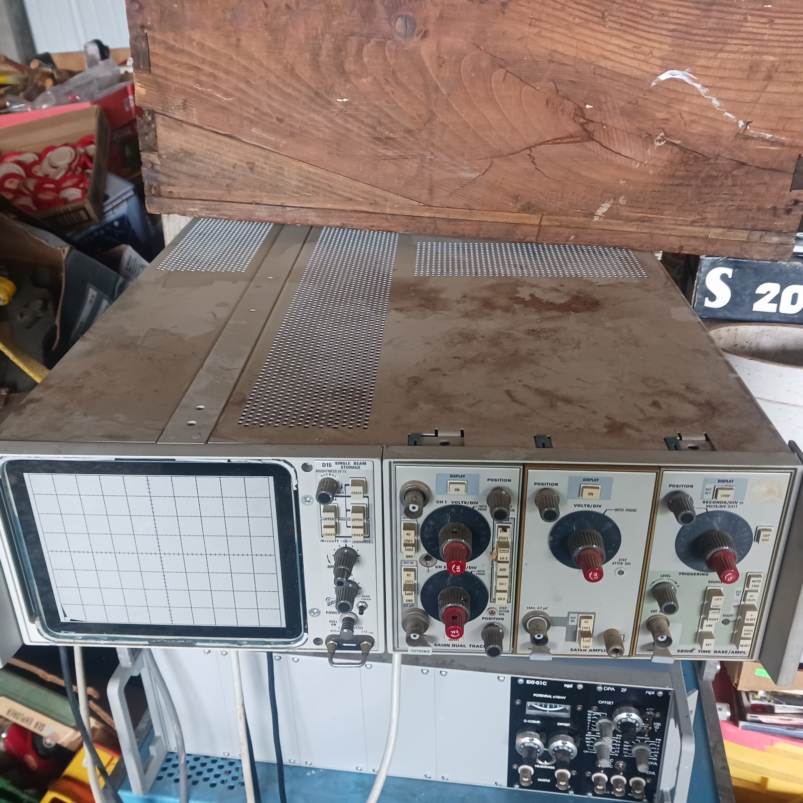 Vintage Tektronix R5103 N Oscilloscope Used Electronics Made In USA Untested