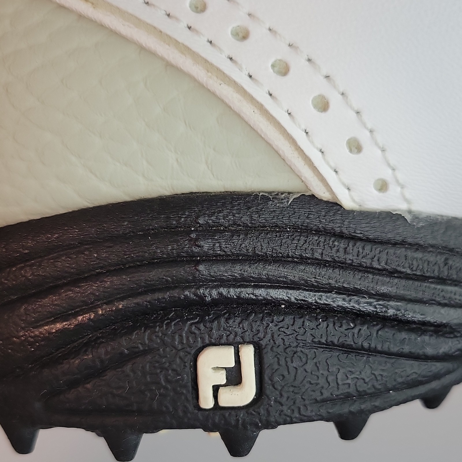 FootJoy GreenJoys Women's Golf Shoes White Light Green 9M Leather Upper Spikes
