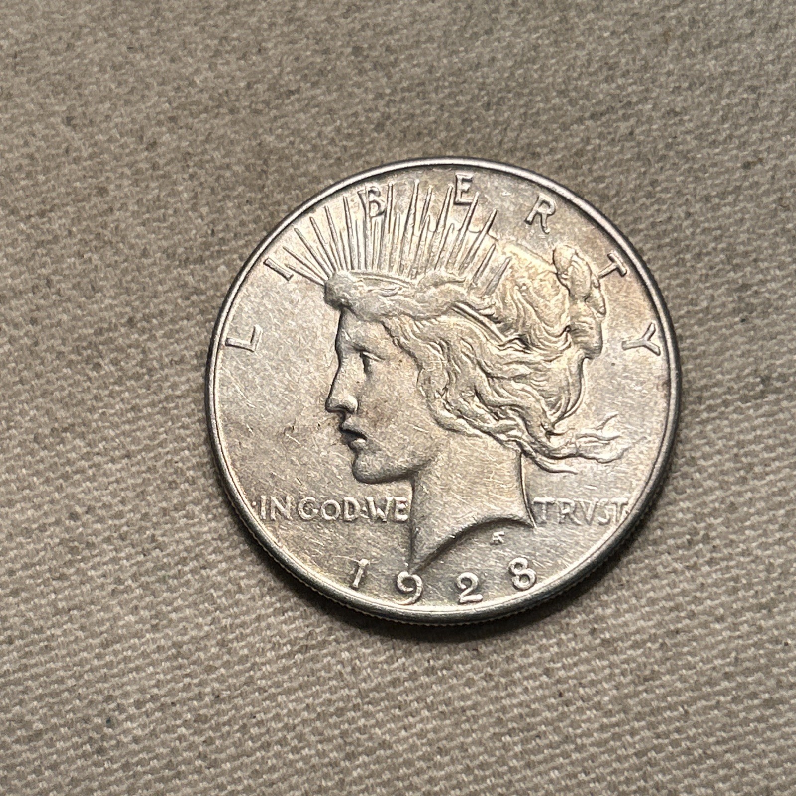 1928 S Peace Dollar $1 Silver Higher Grade XF - AU QA3081