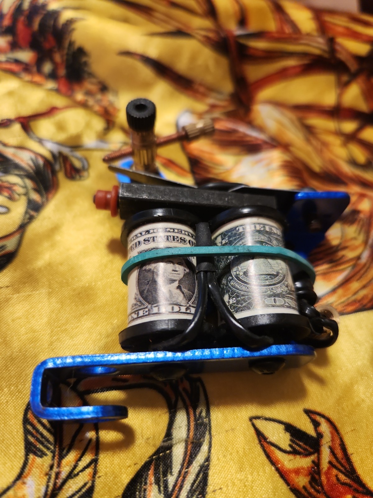 traditional coil tattoo machine (For Parts only missing pieces)