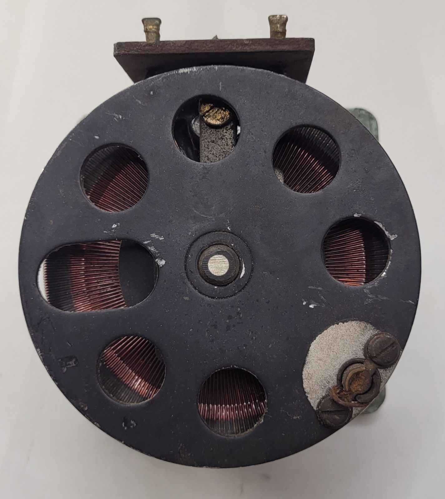 Adjust-A-Volt Variable Transformer Type 375BU Input 120V Output 0-140V Staco