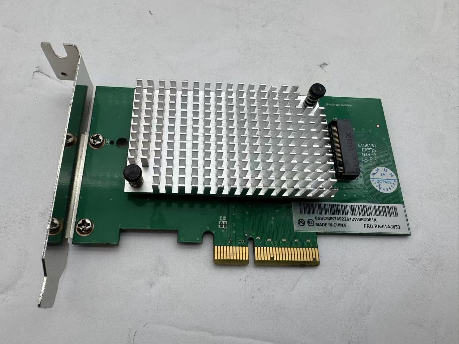 Lenovo 01AJ833 PCI-E x4 to M.2 SSD Riser Card Low Profile (NO SSD)