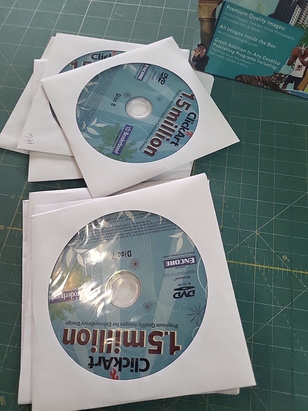 Clickart 1.5 million Contains all 8 Discs