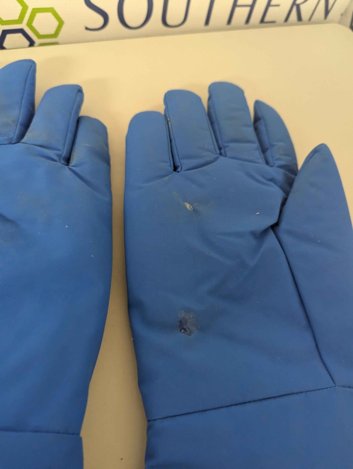 TempShield WaterProof Cryo-Gloves, Size M