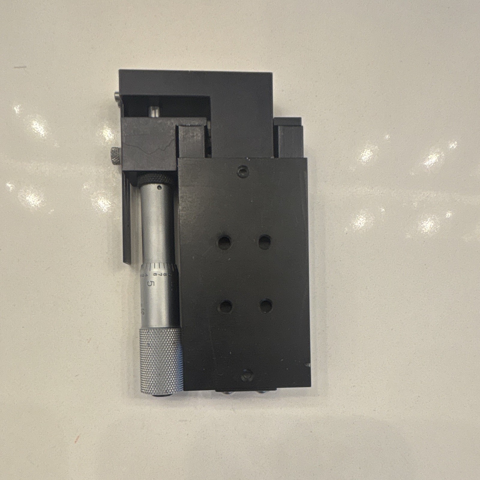 Deltron No. 263 Linear Positioning Stage/Linear Positioner with Micrometer