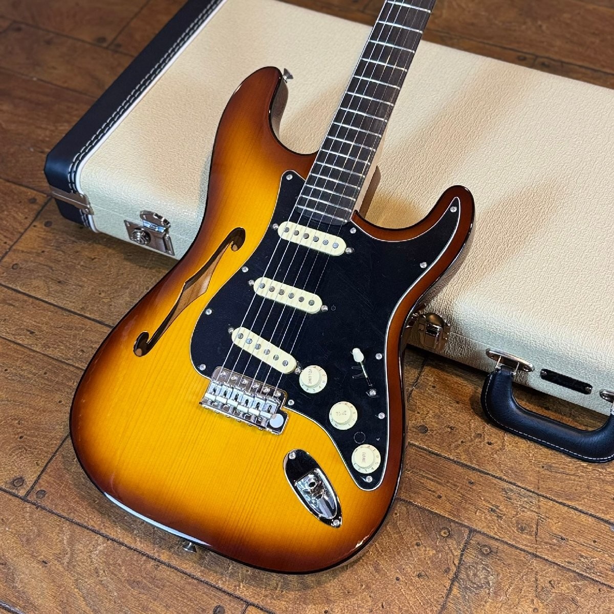 Electric Guitar Fender USA Limited Suona Strato Thinline Violin Burst US23071380