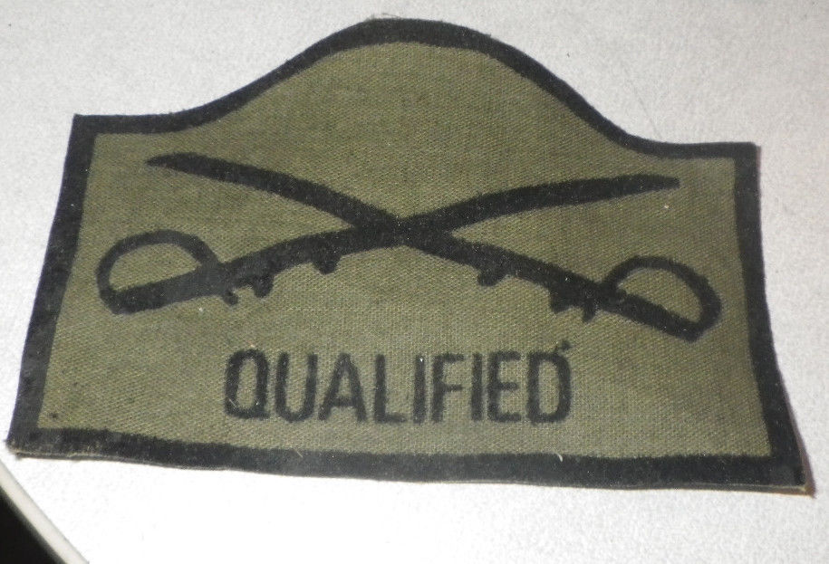 Vietnam Old Army Patch Qualified Double Sabres Crossed Swords Vtg Uniform Dress