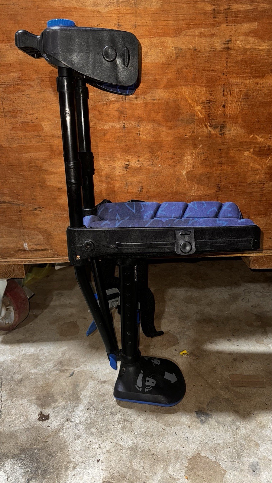 iWALK 3.0 Hands Free Knee Walker Crutch Alternative Adjustable - Pre Owned